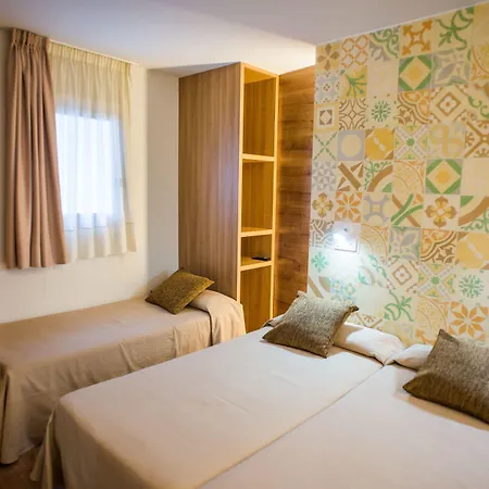 オスタル マレノストゥルム ゲストハウス 2*