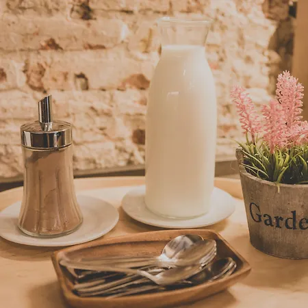 オスタル マレノストゥルム ゲストハウス 2*