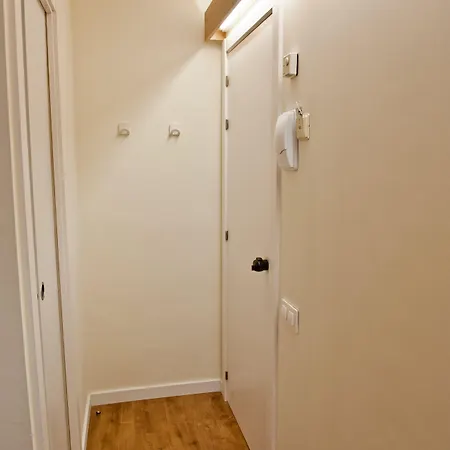 オスタル マレノストゥルム 2* バルセロナ